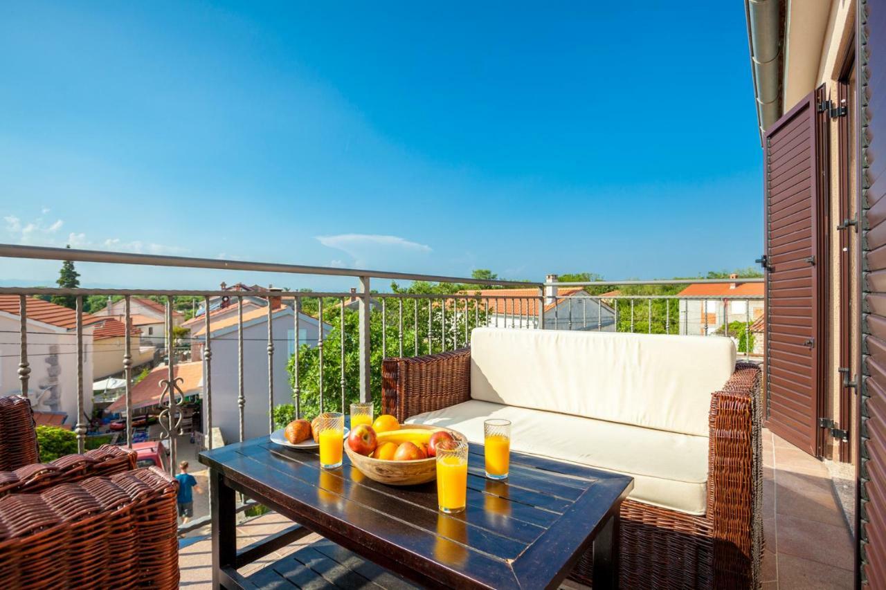 Holiday Apartment Ivica Milohnici Esterno foto